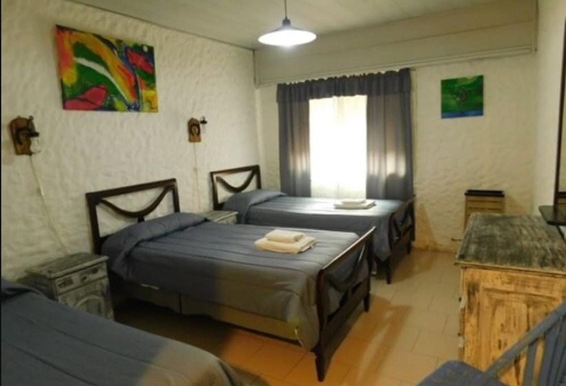 اتاق استاندارد یک نفره, Hostal Schilling