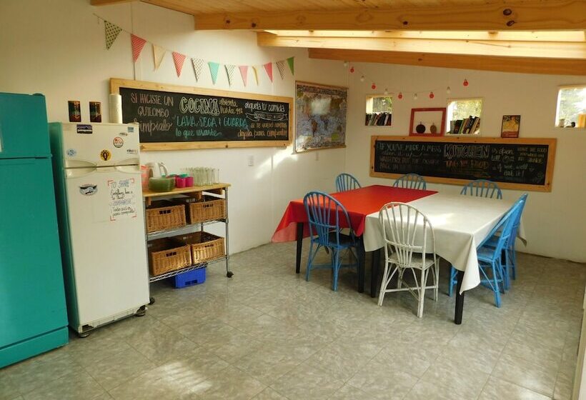 اتاق استاندارد یک تخته با سرویس بهداشتی مشترک, Hostal Schilling