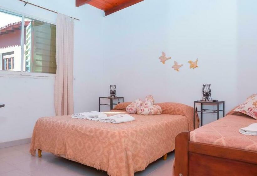 Хижина, Castelar   Hotel & Apart