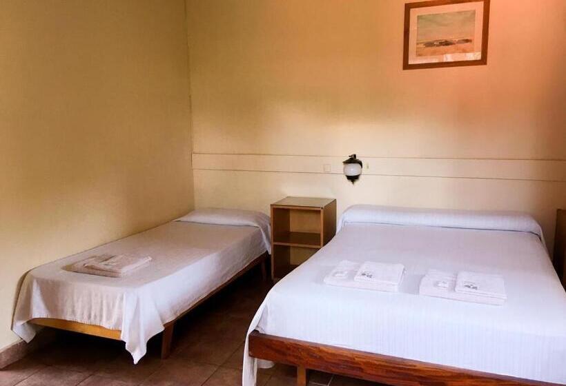 Четырехместный Номер Стандарт, Hosteria Helvecia