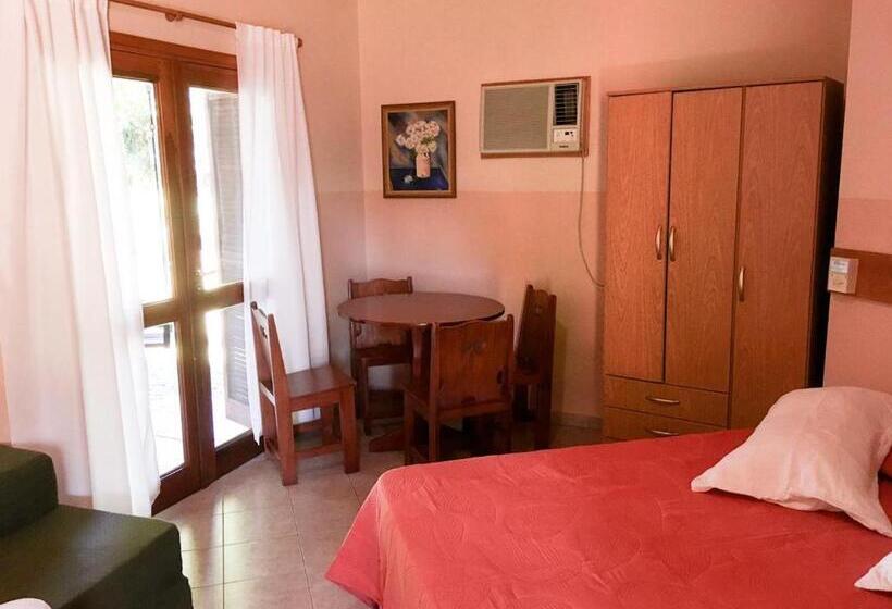 四人高级间, Hosteria Helvecia