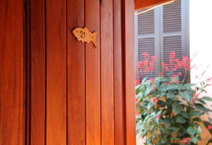 四人标准间, Hosteria Helvecia