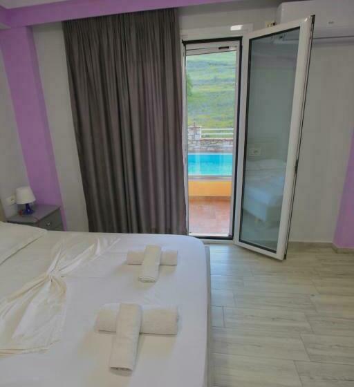 스탠다드 4인용 룸 바다전망, Karos Hotel Llaman