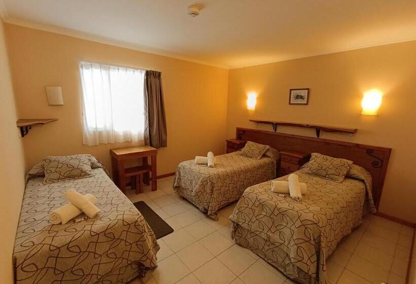 חדר סטנדרט לשלושה, Patagonia Hostel