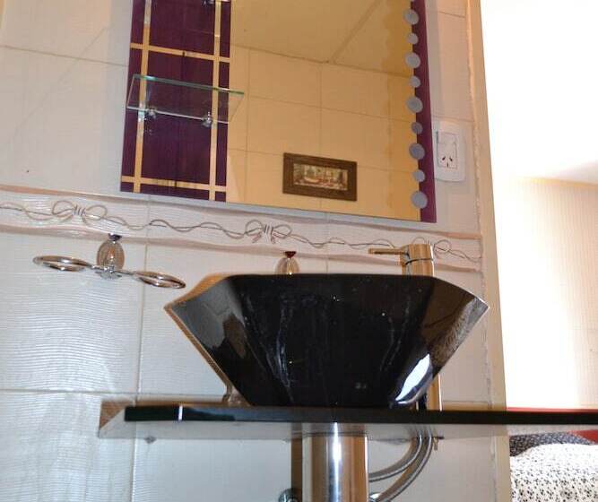 اتاق استاندارد سه نفره, Del900 Hotel Boutique