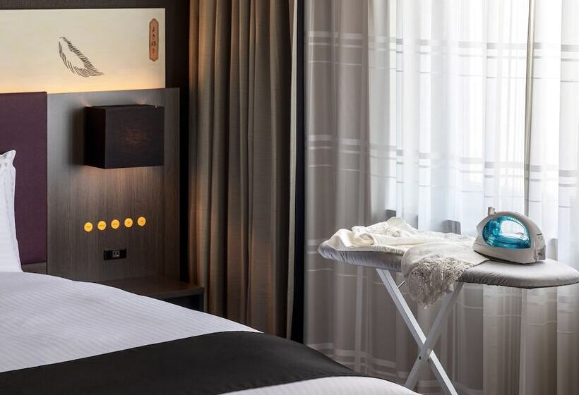 Номер Basic, Mitsui Garden Hotel Kyobashi   Tokyo Station