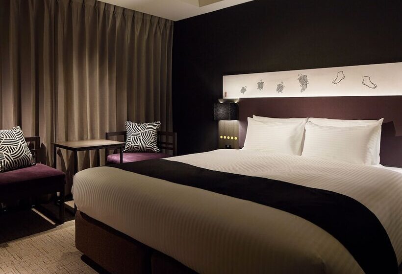 Номер Superior, Mitsui Garden Hotel Kyobashi   Tokyo Station
