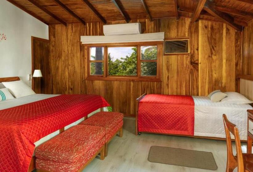 Стандартный Номер Кровать Кинг, The Wooden House