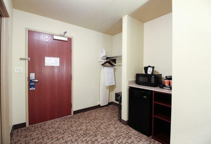 디럭스 스튜디오, Cobblestone Hotel & Suites – Devils Lake