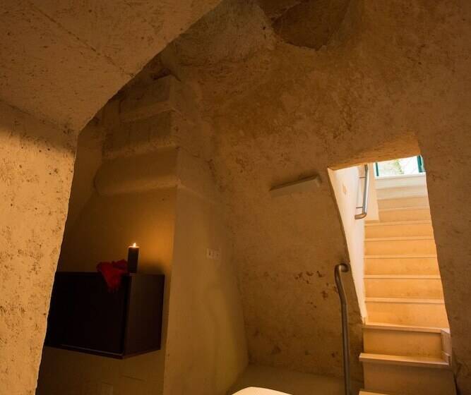 سوییت جونیور, San Giovanni Vecchio   Residenza