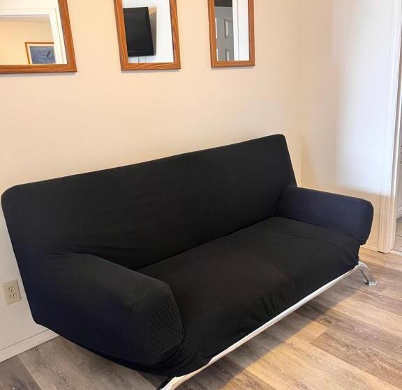 סוויטה משפחתית, Skimmerhorn Inn