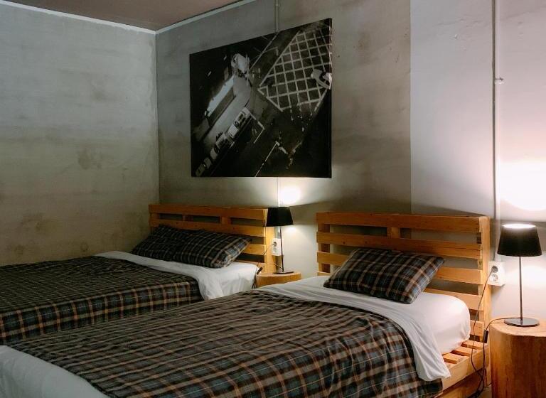 Номер Стандарт Трехместный, Mido Hostel