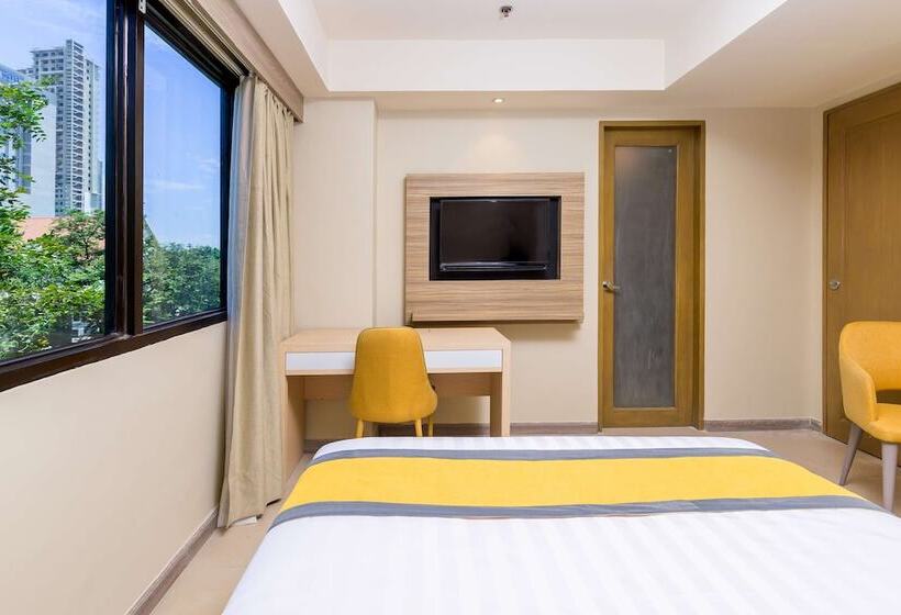 Номер Superior, Surestay Plus By Best Western Cebu City