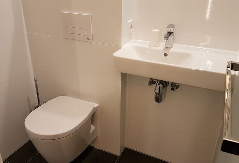 غرفة قياسية, Easyhotel Amsterdam Arena Boulevard