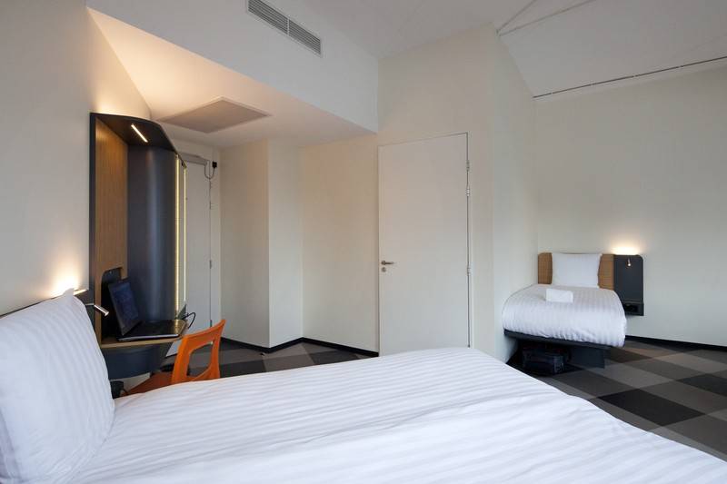 四人标准间, Easyhotel Amsterdam Arena Boulevard