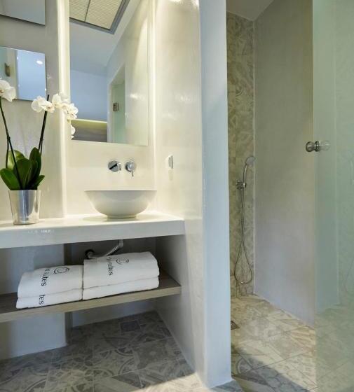 Habitación Estándar, Fileria Suites