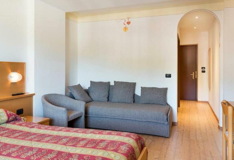 Quarto Triplo Estandar, Stella Alpina