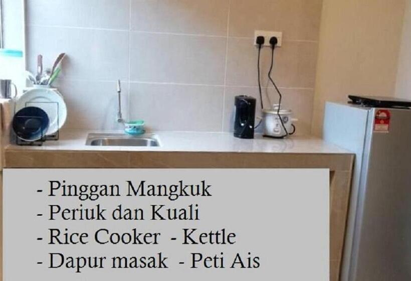 Семейный Номер, Casa Adelia Studio Chukai Kemaman
