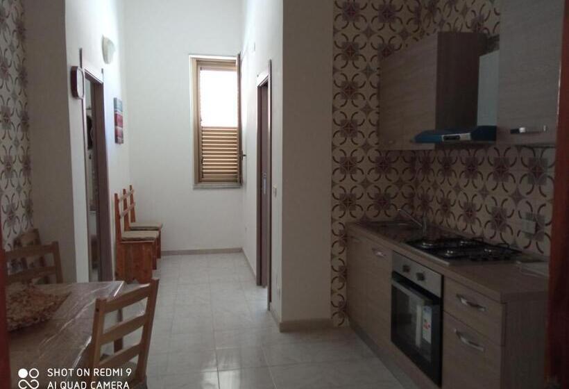 اتاق لوکس, Casa Vacanza A Portopalo