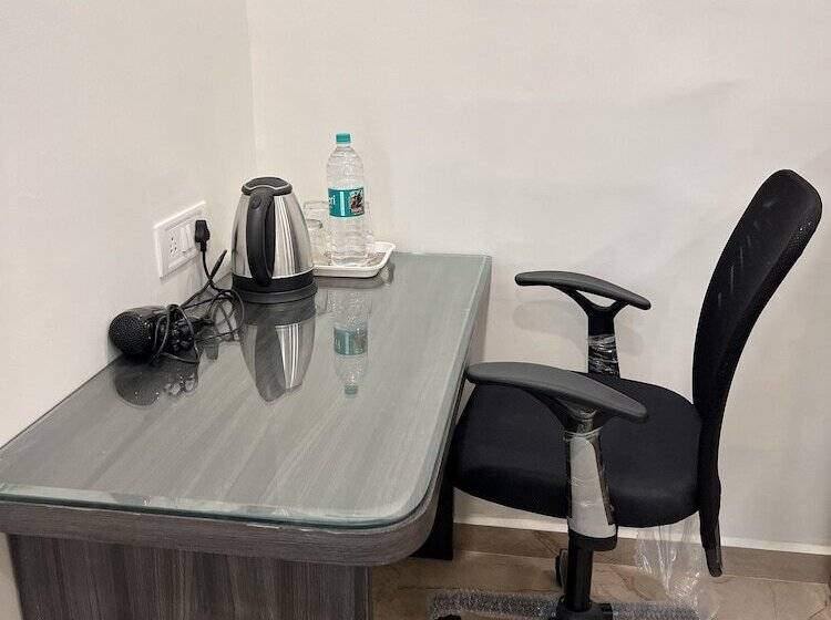 Номер Deluxe, Ajinkya Palace
