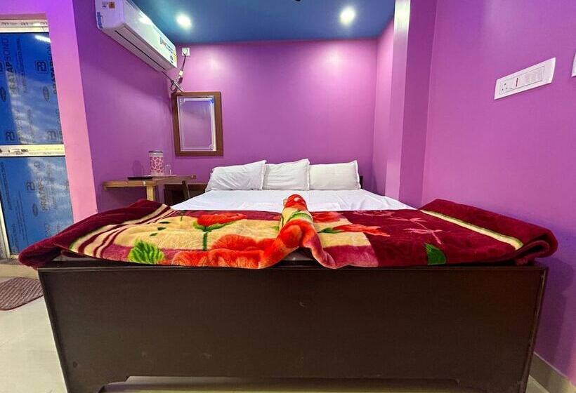 Номер Deluxe, New Nayantara Lodge