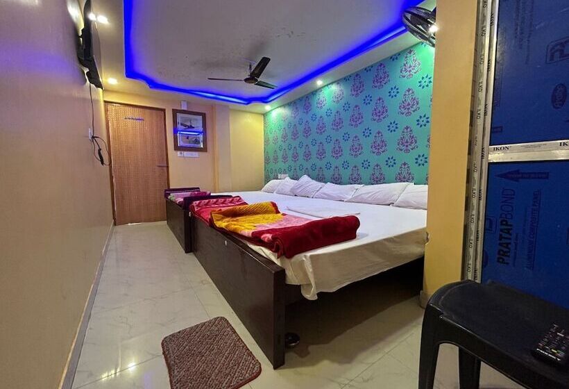 Номер Deluxe, New Nayantara Lodge