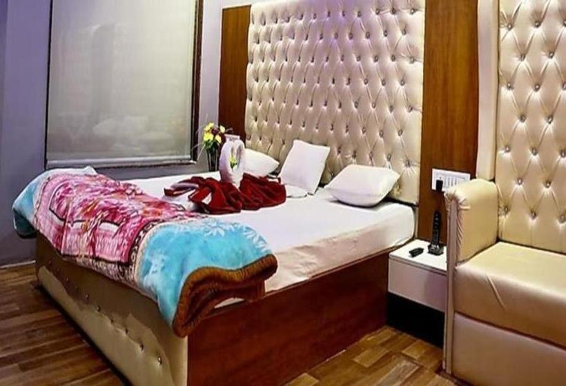 Номер Superior, Fabhotel Prime Maya Palace