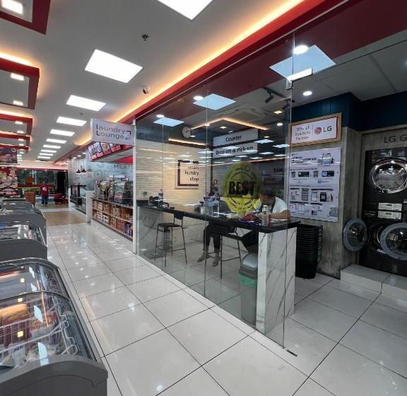 Apartamento 1 Dormitório com Sacada, Condo In Pasay