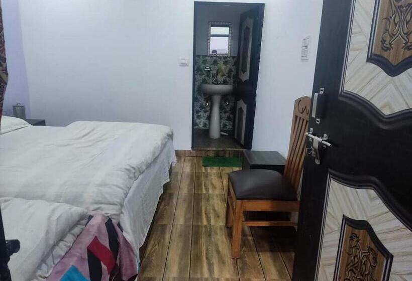 스탠다드 룸, Neelansh Resort Sonprayag