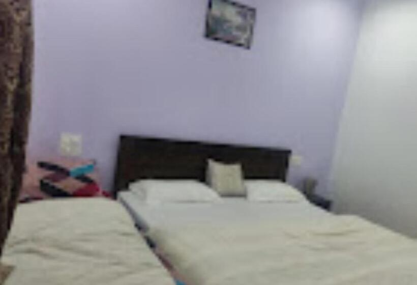 스탠다드 트리플 룸, Neelansh Resort Sonprayag
