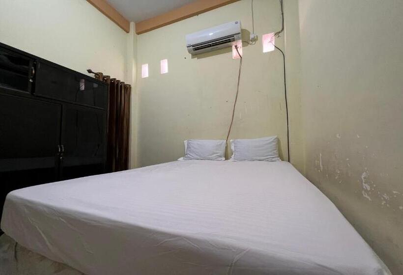 스탠다드 룸, Oyo 93683 Kost Naura