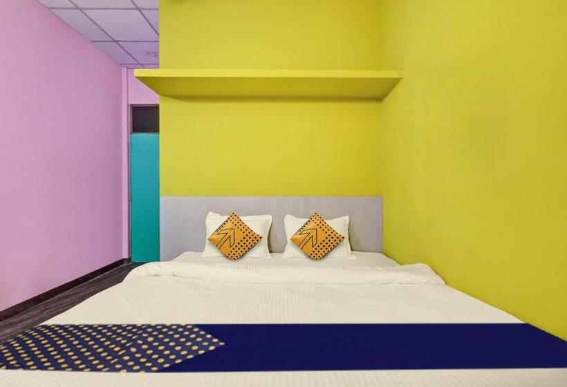 اتاق کلاسیک سه تخته, The Farmhouse Inn