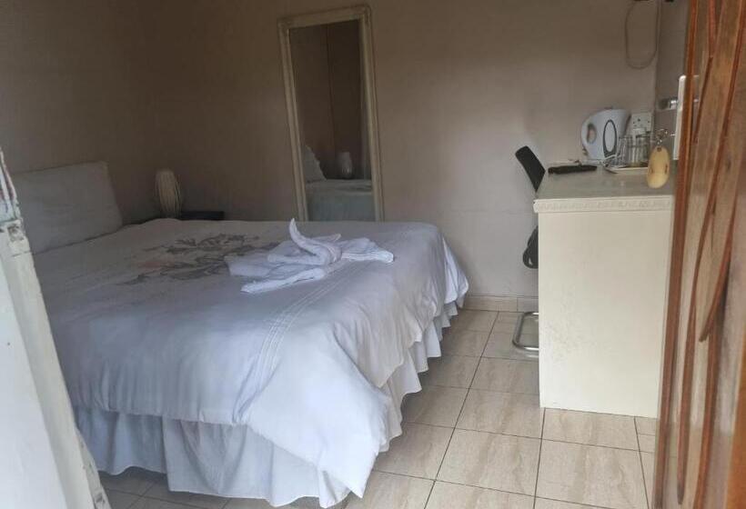 اتاق استاندارد, Apelles Palace Guest House