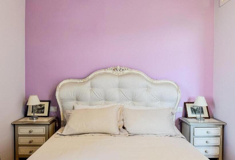 Трехместный Номер Стандарт с Видом, Vanvitelli Palace B&b
