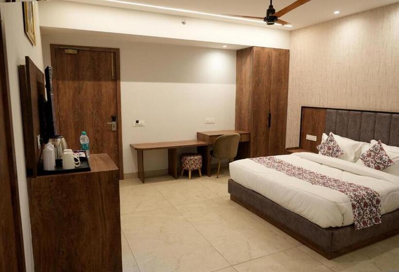 اتاق سوپریور خانوادگی, Acr Luxury