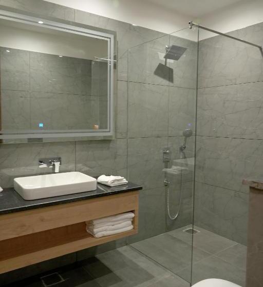 سوییت خانوادگی, Acr Luxury