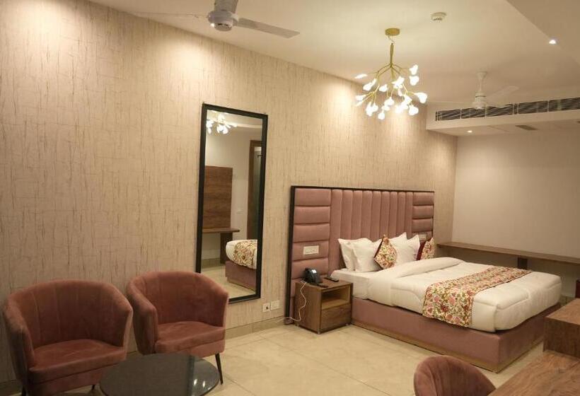سوییت خانوادگی, Acr Luxury