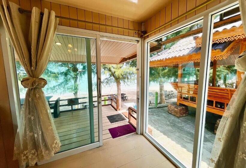 스탠다드 룸 킹사이즈 침대, Wangsarai Resort