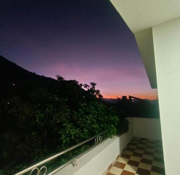 标准间带露台, Mithila House Homestay