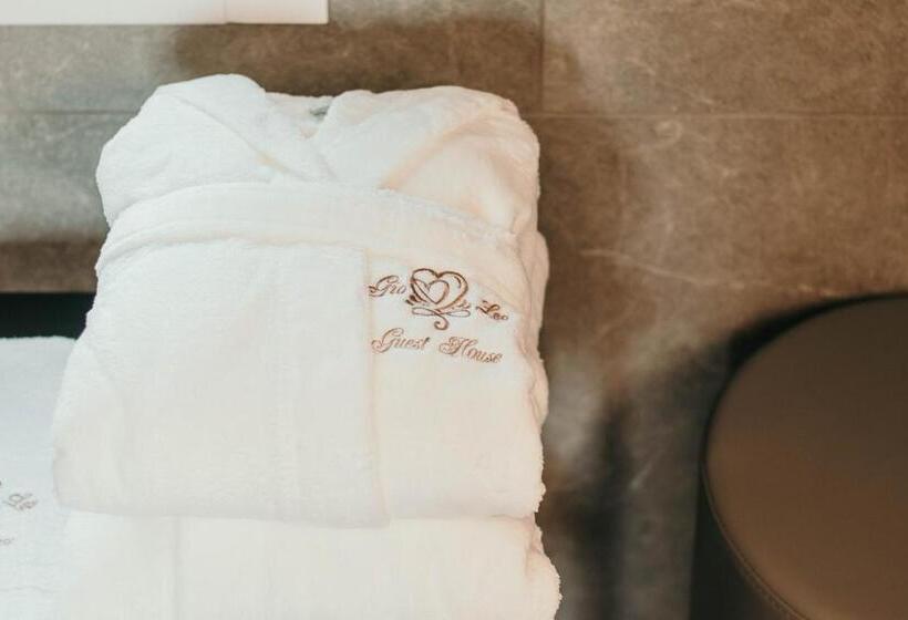 Номер Deluxe Вид на Сад, Gio Leo Guest House