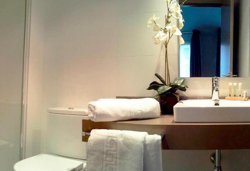 수피리어 룸, Le Petit Boutique