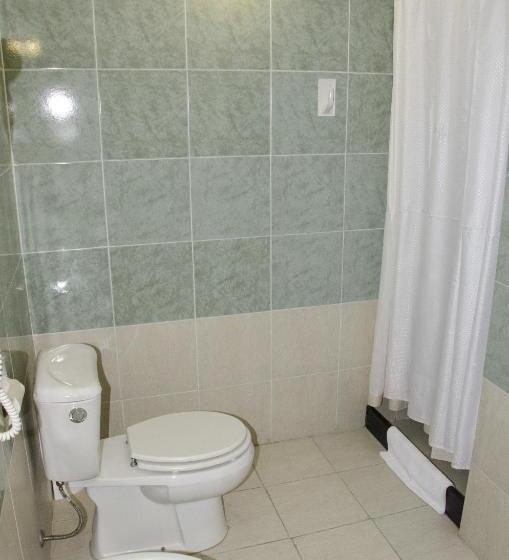 اتاق استاندارد سه نفره, Rex Piriapolis