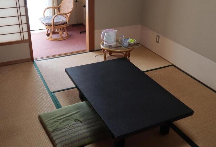 四人标准间, おばな旅館 富貴亭