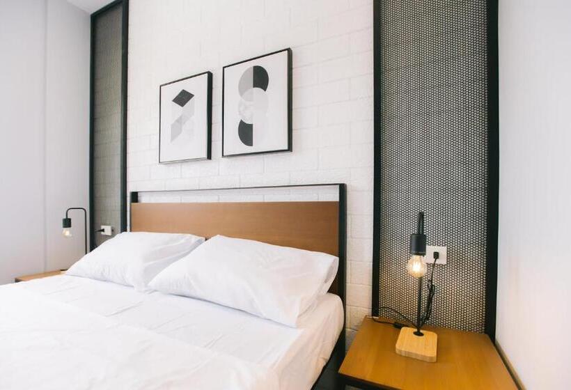 Номер Superior, 10 Oxford Residences