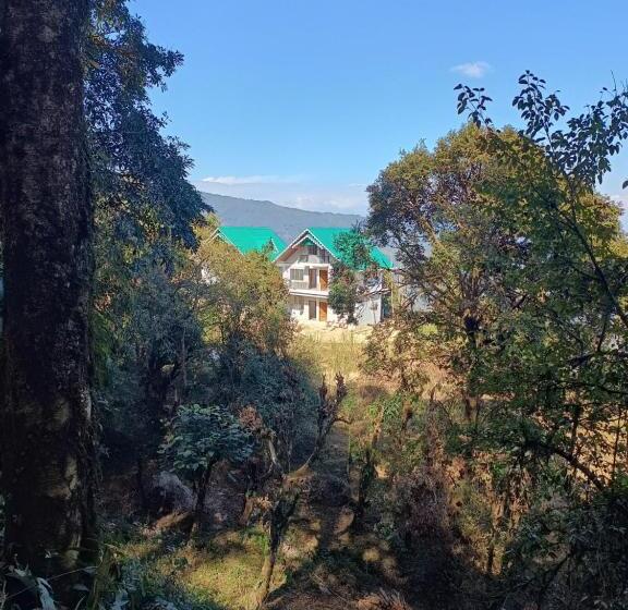 스탠다드 룸 산 전망, Serendipity By The Mountains