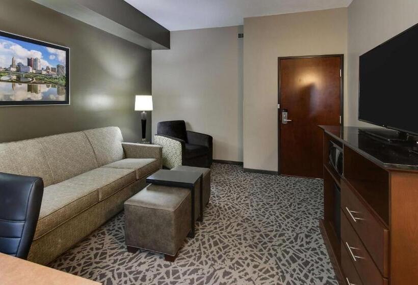 سوئیت برای معلولان, Drury Plaza Hotel Cincinnati Florence