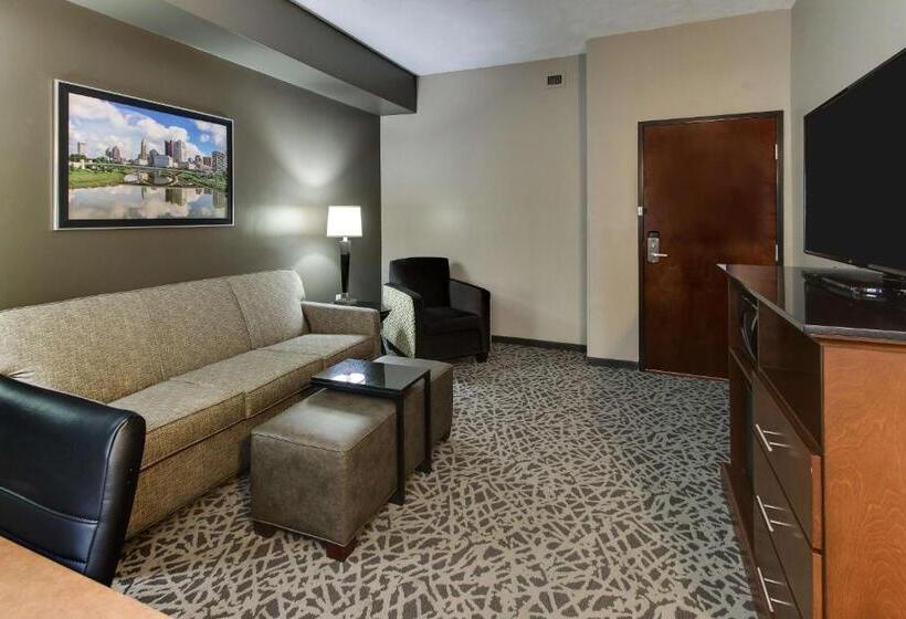 سوییت, Drury Plaza Hotel Cincinnati Florence