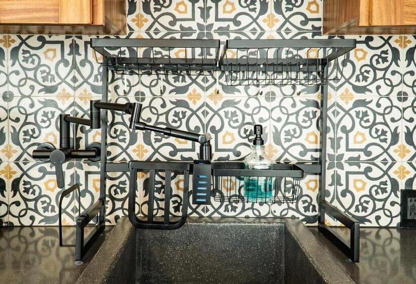 Cameră Deluxe, Flamboyan Hotel & Residences