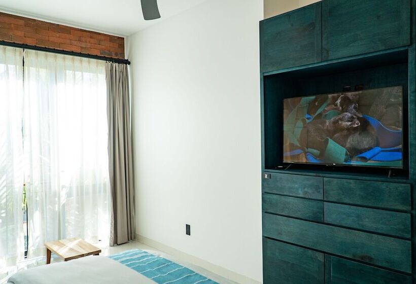 デラックスルーム, Flamboyan Hotel & Residences