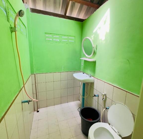 بانگلوی استاندارد, Full Moon Bungalow Resort Koh Chang Ranong